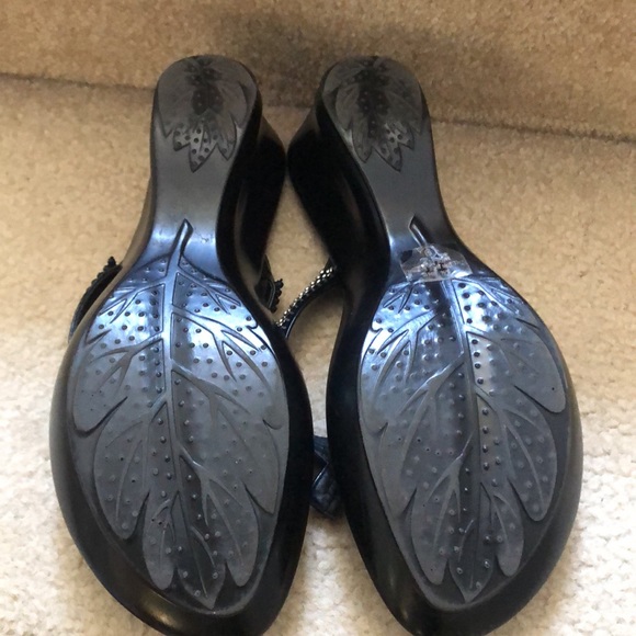 Black sequin sandals - Picture 3 of 6